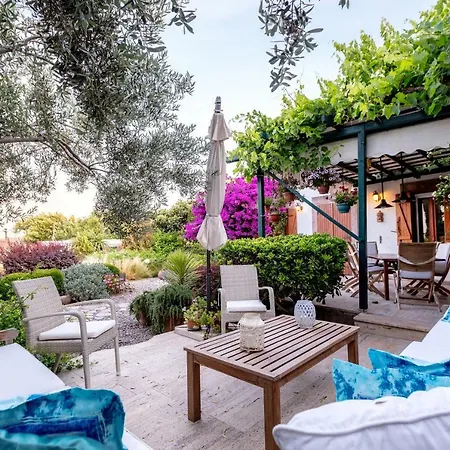 Begonvilla Evleri Ayvalı