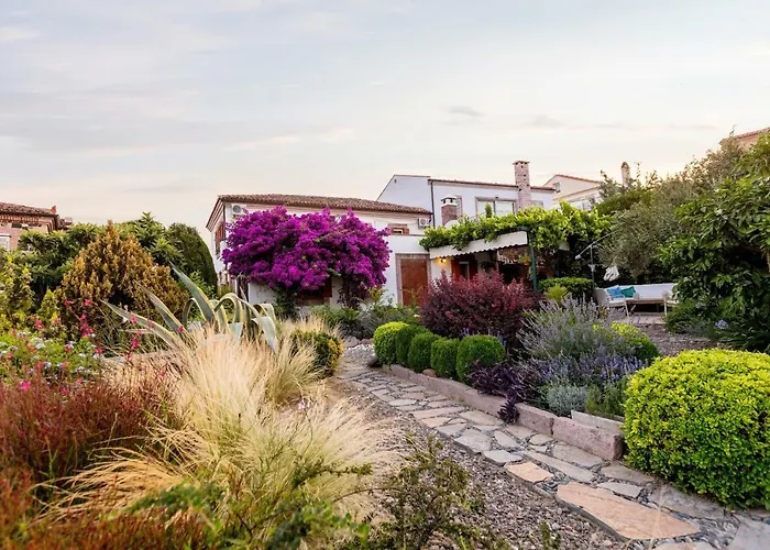 Aparthotel Begonvilla Evleri *