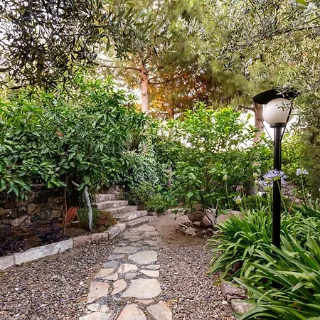 Begonvilla Evleri מלון דירות